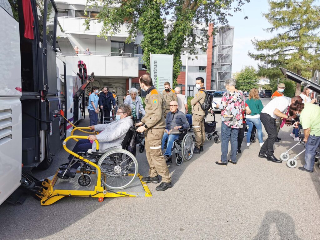 Bewohnerausflug nach Tössegg 01