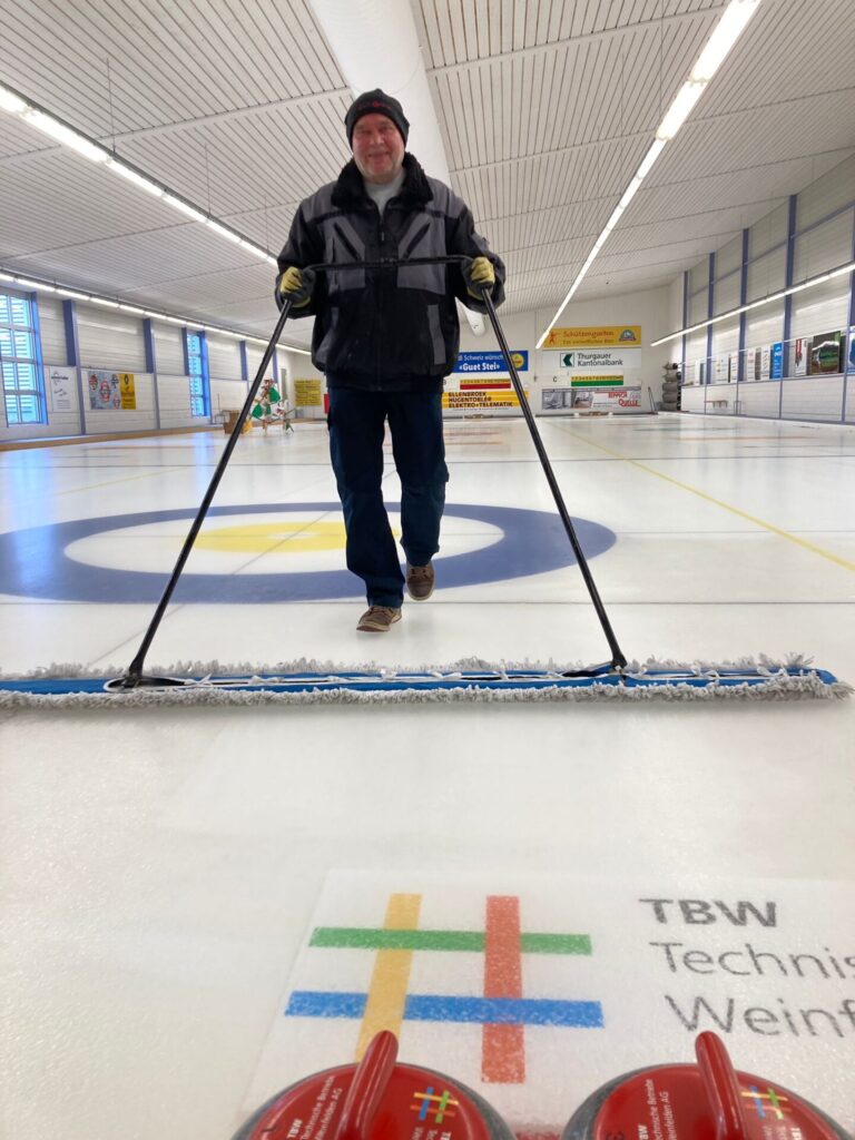 ag der offenen Curlinghalle 2021