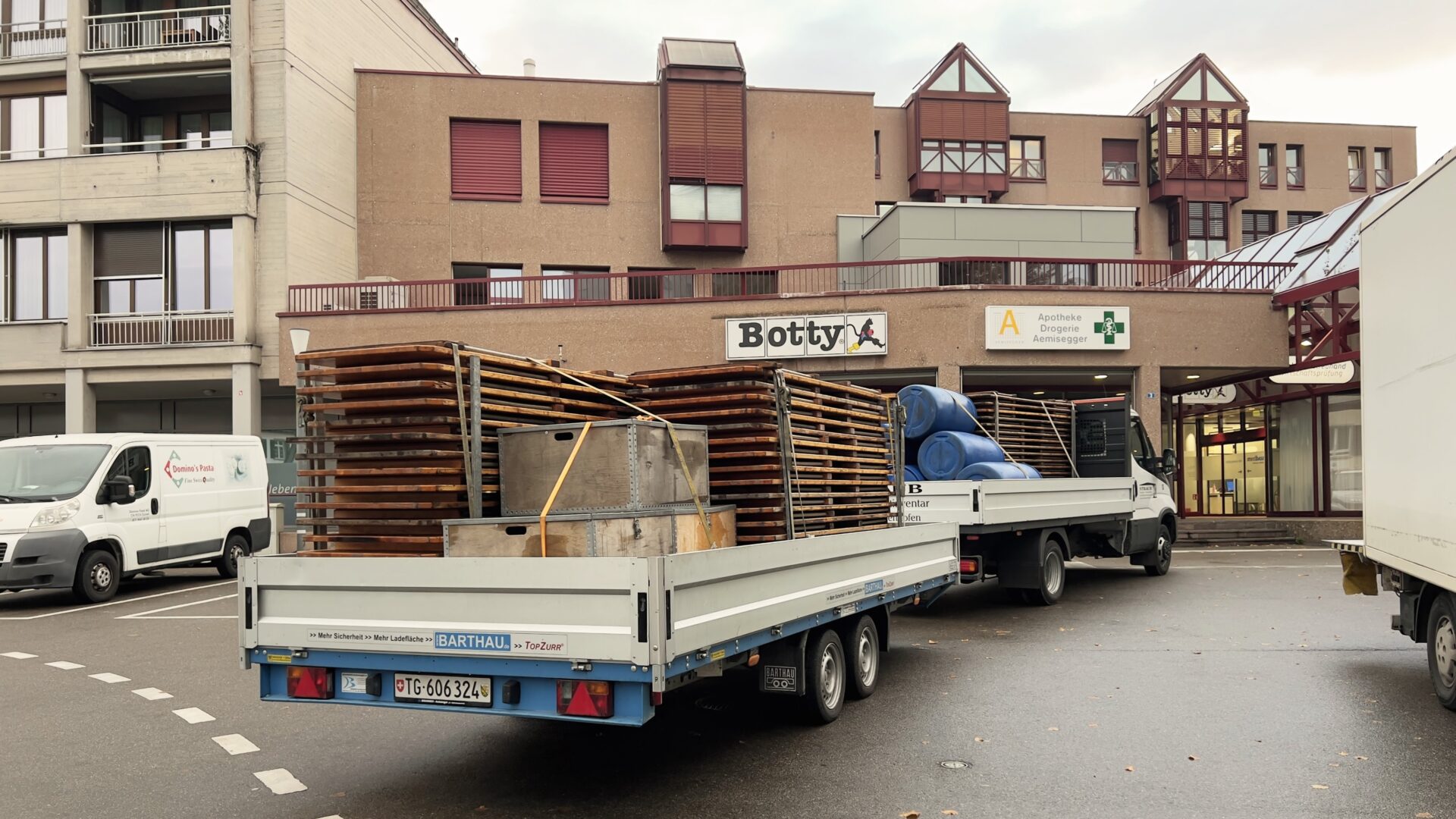 Foodtruck Happening Aufbau Marktplatz Weinfelden Wyfelder