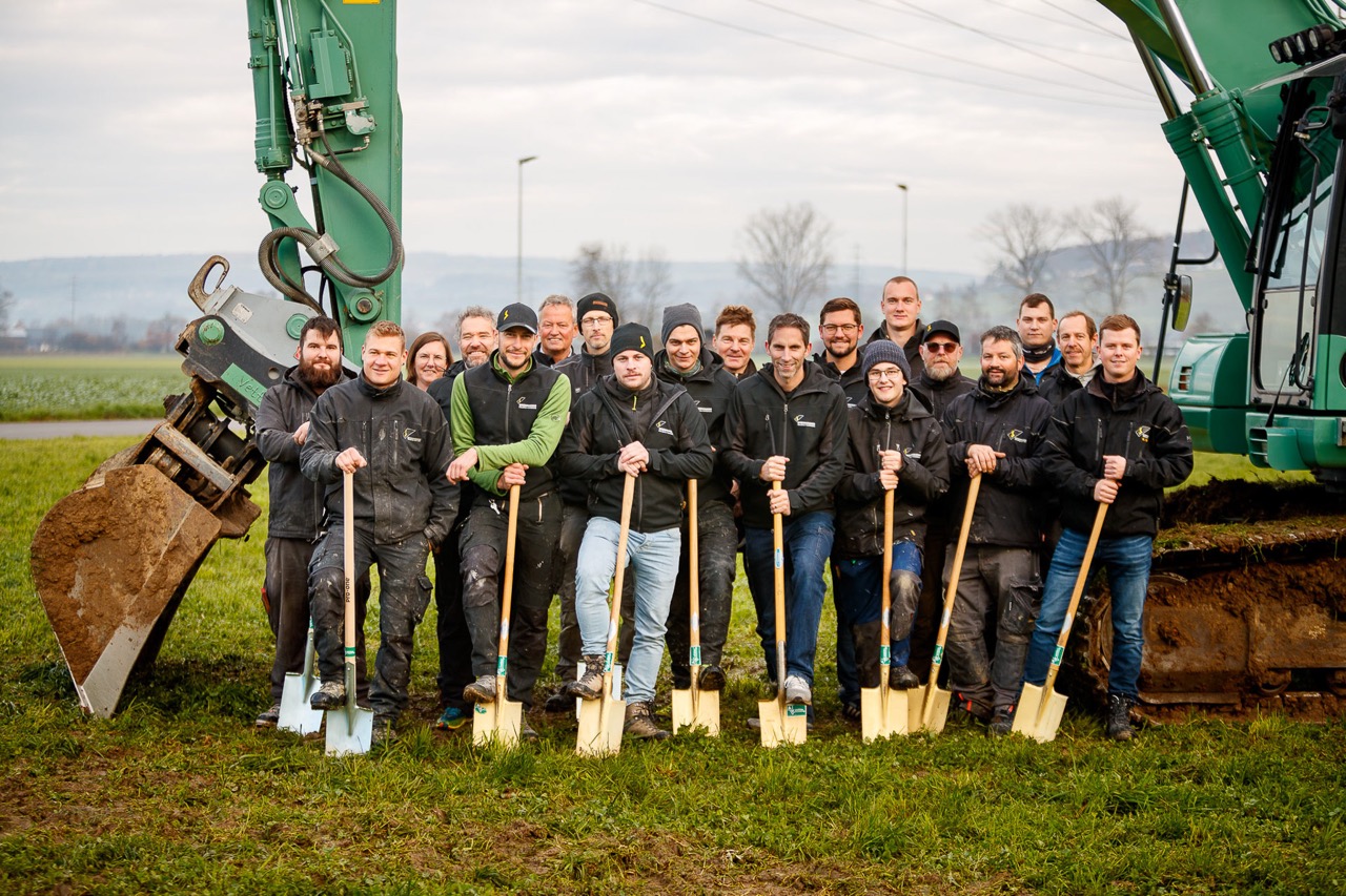 SPATENSTICH BORNHAUSER HOLZBAU + SARNIERUNG