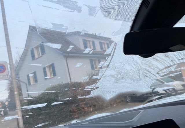 Die Sicht bei den kontrollierten Fahrzeugen war teilweise sehr stark eingeschränkt. (Bilder: Kantonspolizei Thurgau7