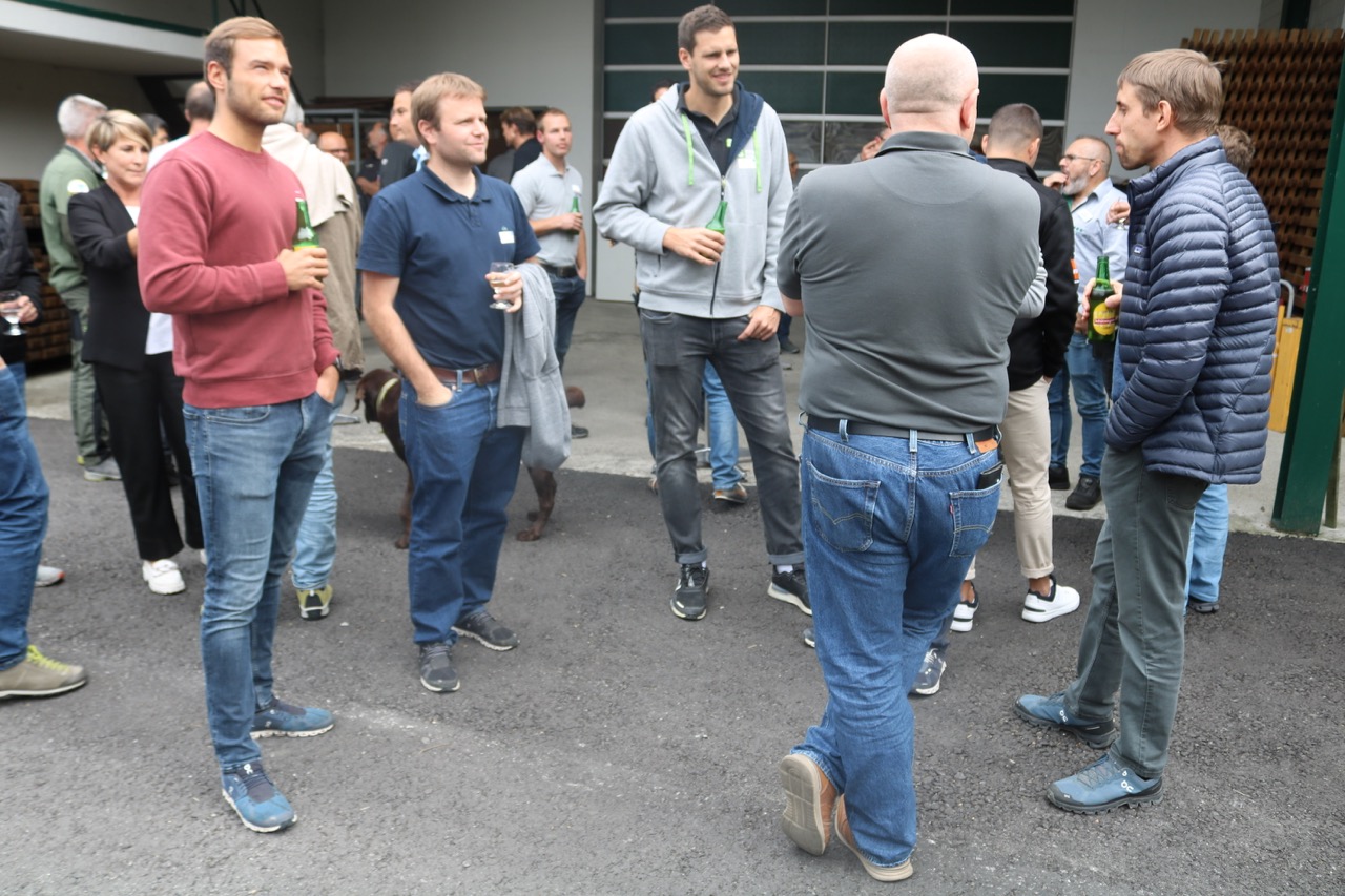 Die Informationsveranstaltung von Lignum Ost bei der Holzimprägnierwerk AG in Waldkirch stiess insbesondere wegen des «Burnblock»-Referats auf ein grosses Interesse.
