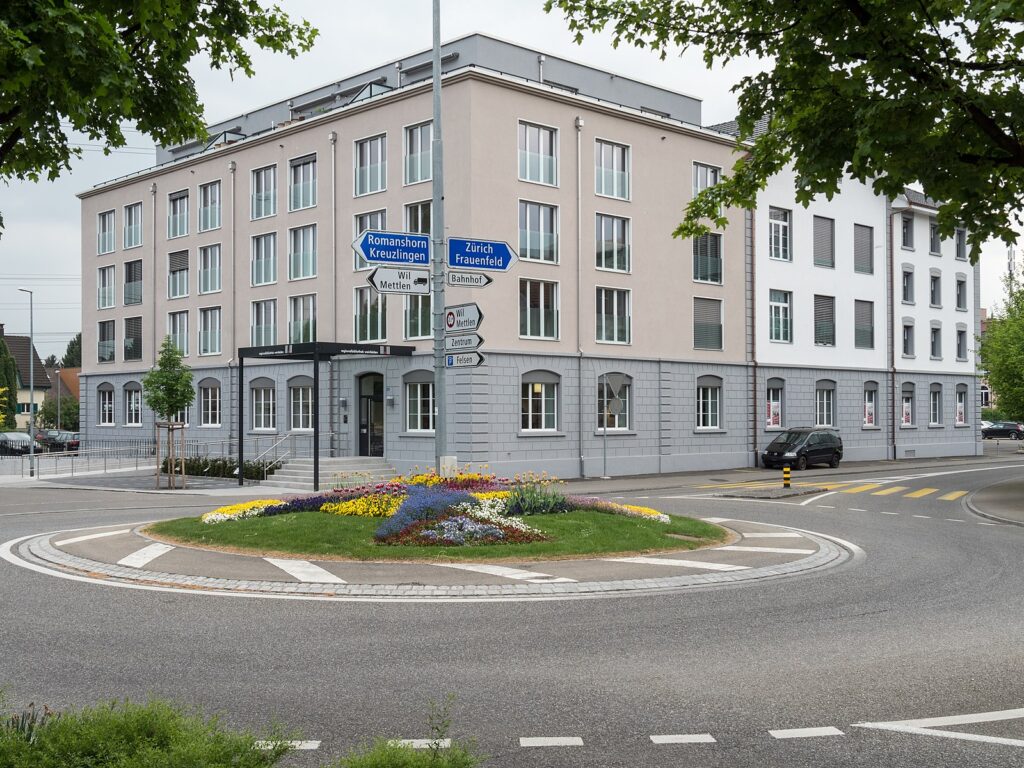 1600px-Regionalbibliothek_Weinfelden