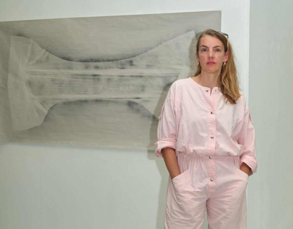 Arbon 18.8.2021 Thurgau - Die St.Galler Künstlerin Andrea Vogel zeigt in der Galerie Bleisch in Arbon neue Arbeiten.