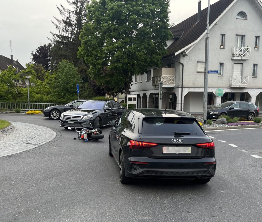 Motorradfahrerin angefahren Bürglen WYFELDER – lokal informiert kantonspolizei thurgau