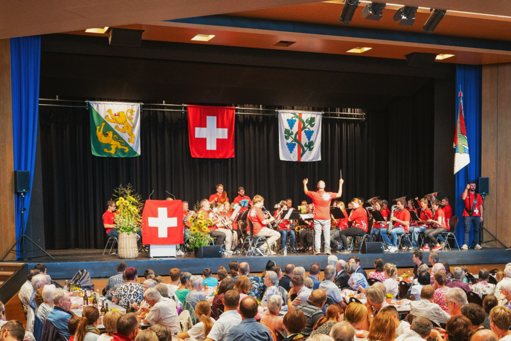 Wegen des schlechten Wetters im Thurgauerhof: Bundesfeier 2023 (Bild: David Keller)