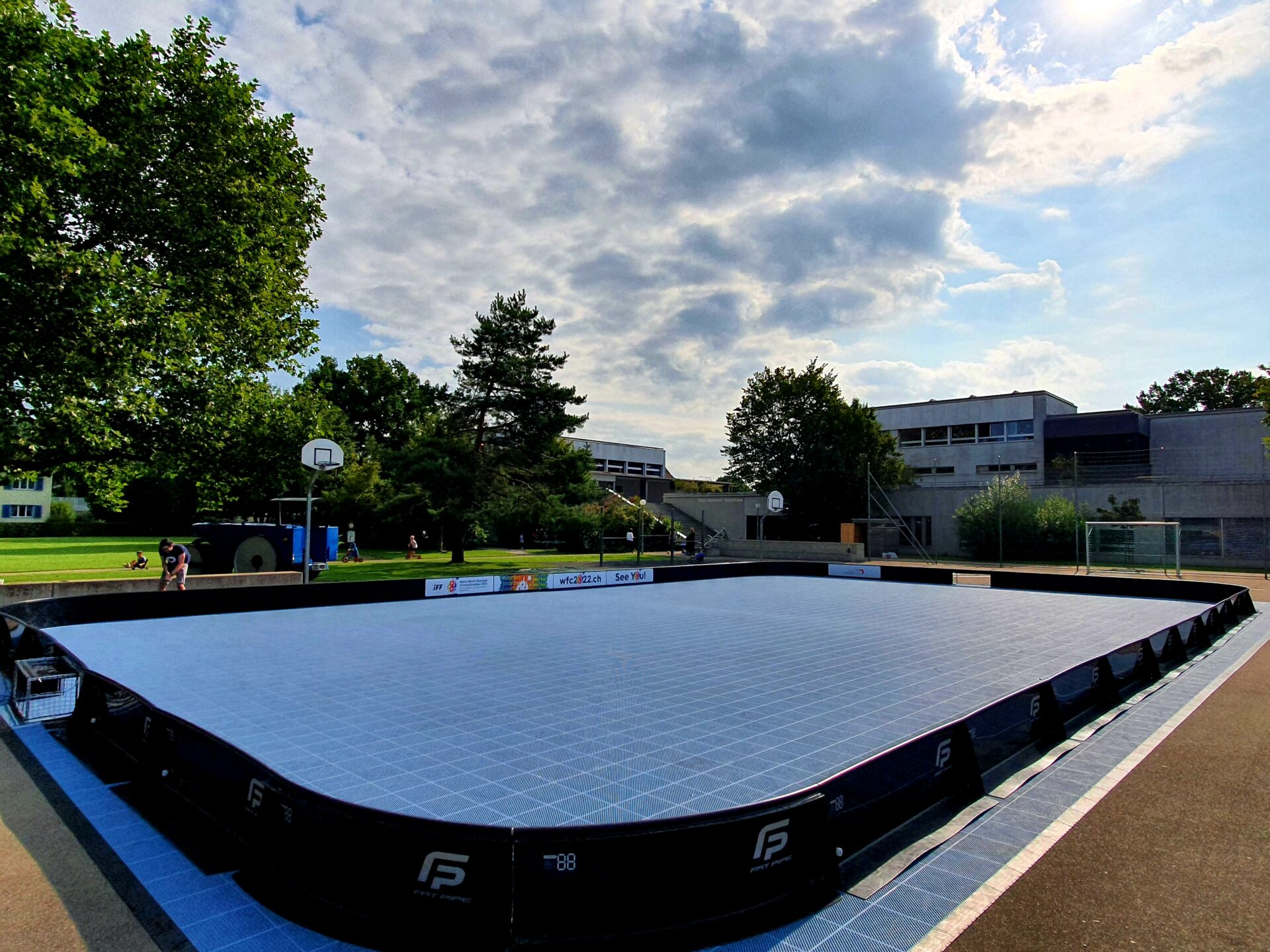 Unihockey für alle in Weinfelden: Street Floorball unter freiem Himmel Weinfelden WYFELDER – lokal informiert