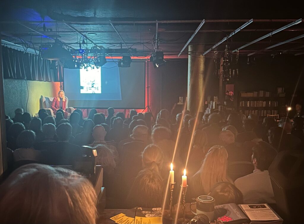 Luzia Tschirky am Dienstagabend die 8. Weinfelder Buchtage