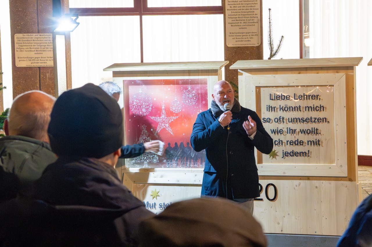 Gewerbe Weinfelden und Umgebung René Ramseier Präsident Adventsgalerie 2024 Adventsfenster