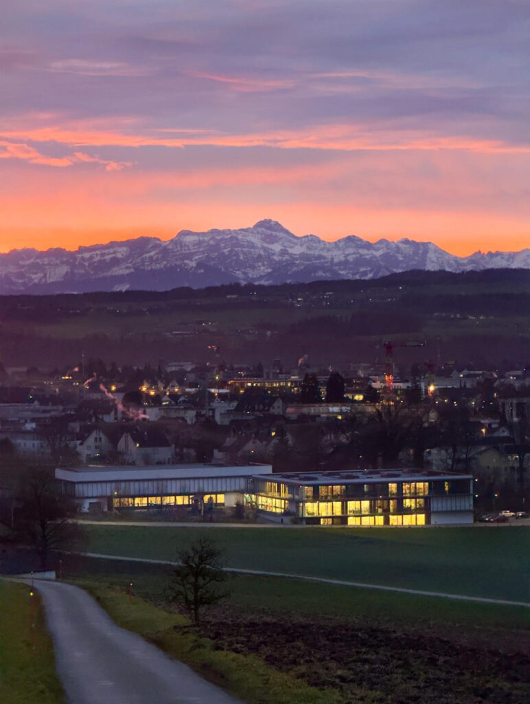 Der Säntis erhebt sich majestätisch hinter Weinfelden