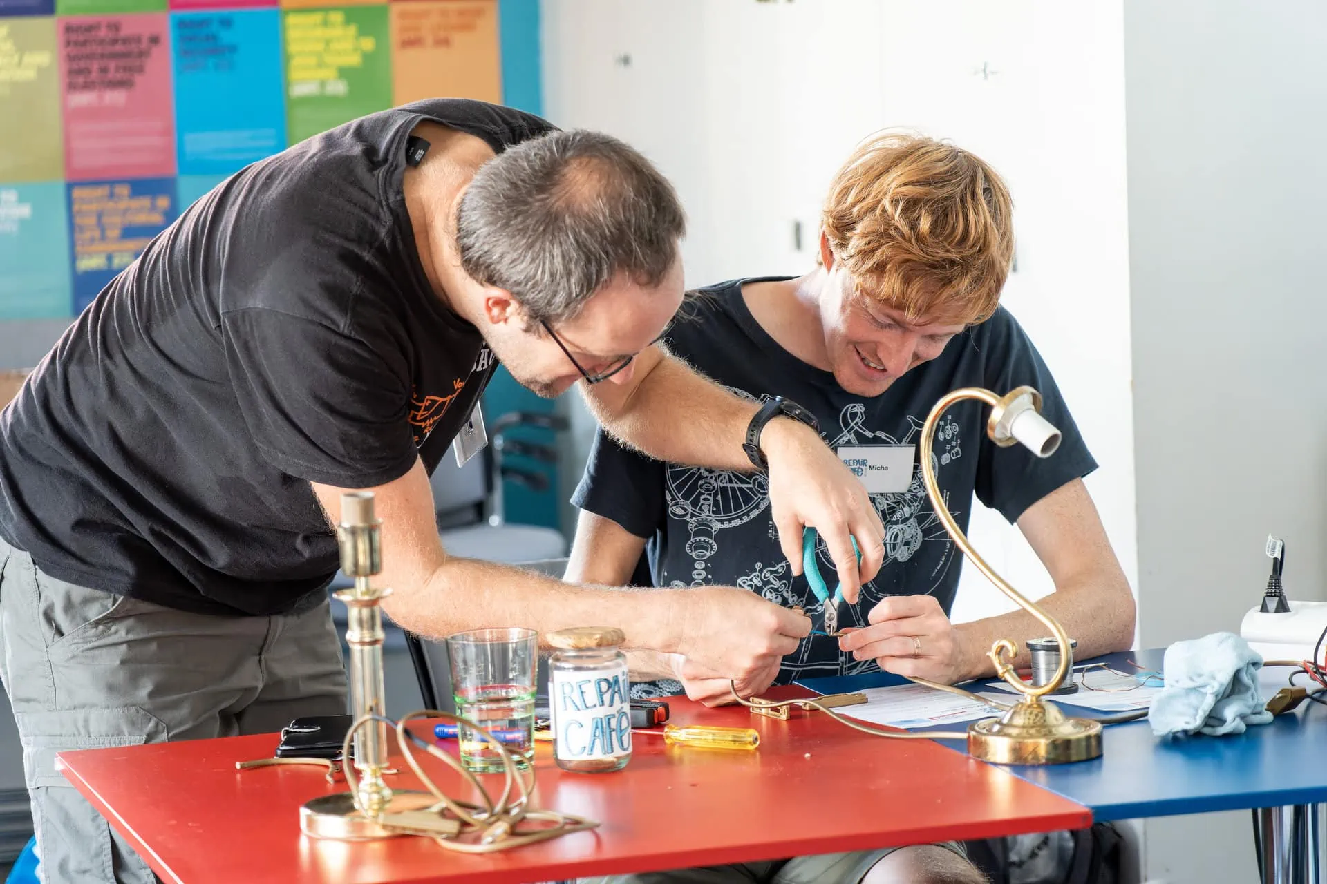 Altes bewahren statt wegwerfen – Das Repair Café Weinfelden macht’s möglich