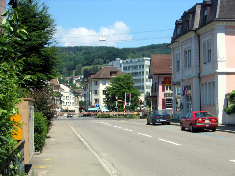 Ende Mai 2003 beginnen die Bauarbeiten