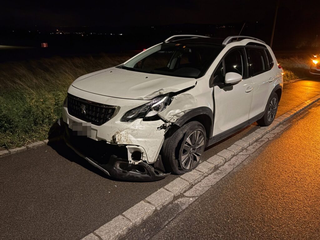 Beim Verkehrsunfall entstand Sachschaden von mehreren tausend Franken. (Bild: Kantonspolizei Thurgau)