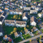 Rund jeder dritte Haushalt lebt in einem Einfamilienhaus