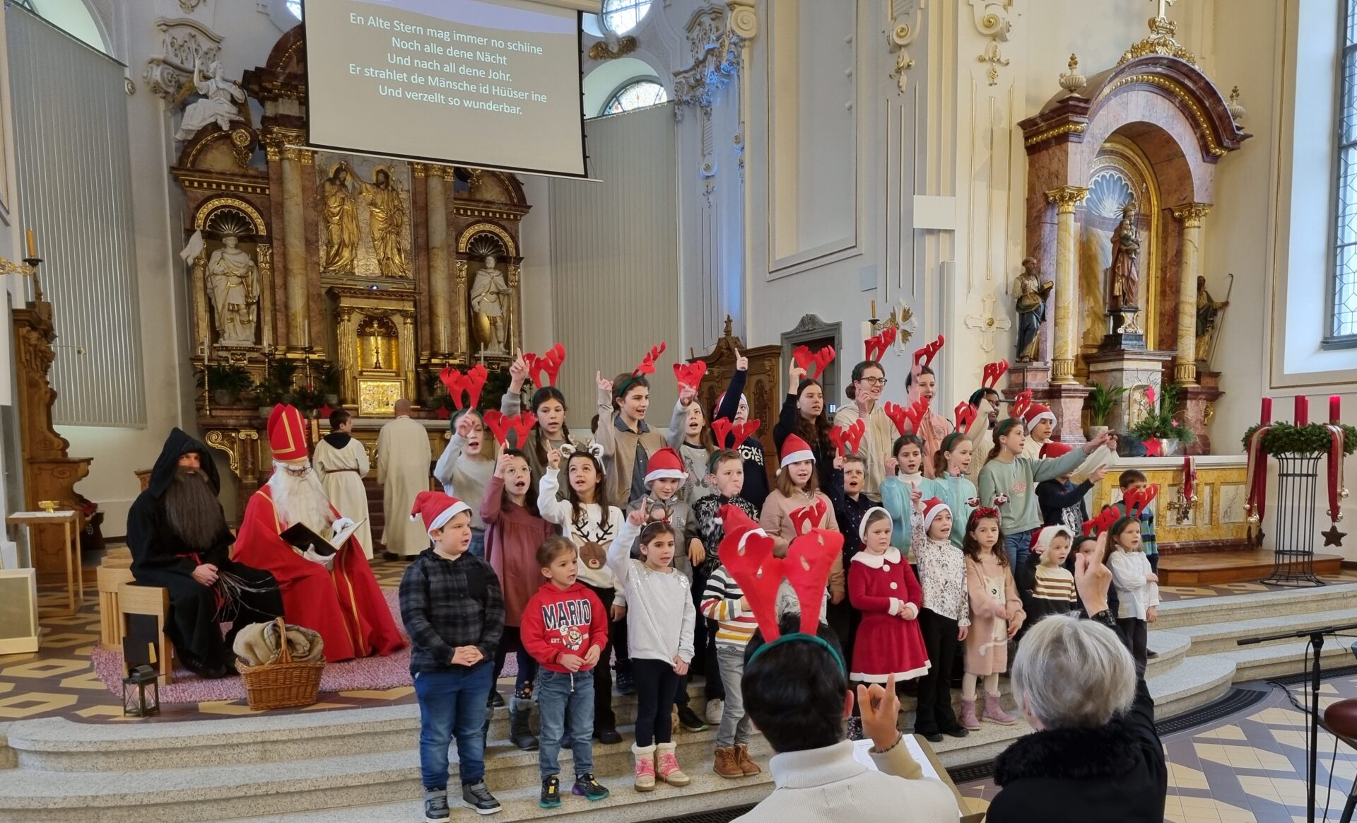 Samichlaus und Schmutzli im Familiengottesdienst Dez. 2024